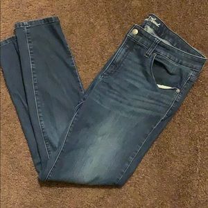 Universal Thread Jeans Size 14/32R Gently Used